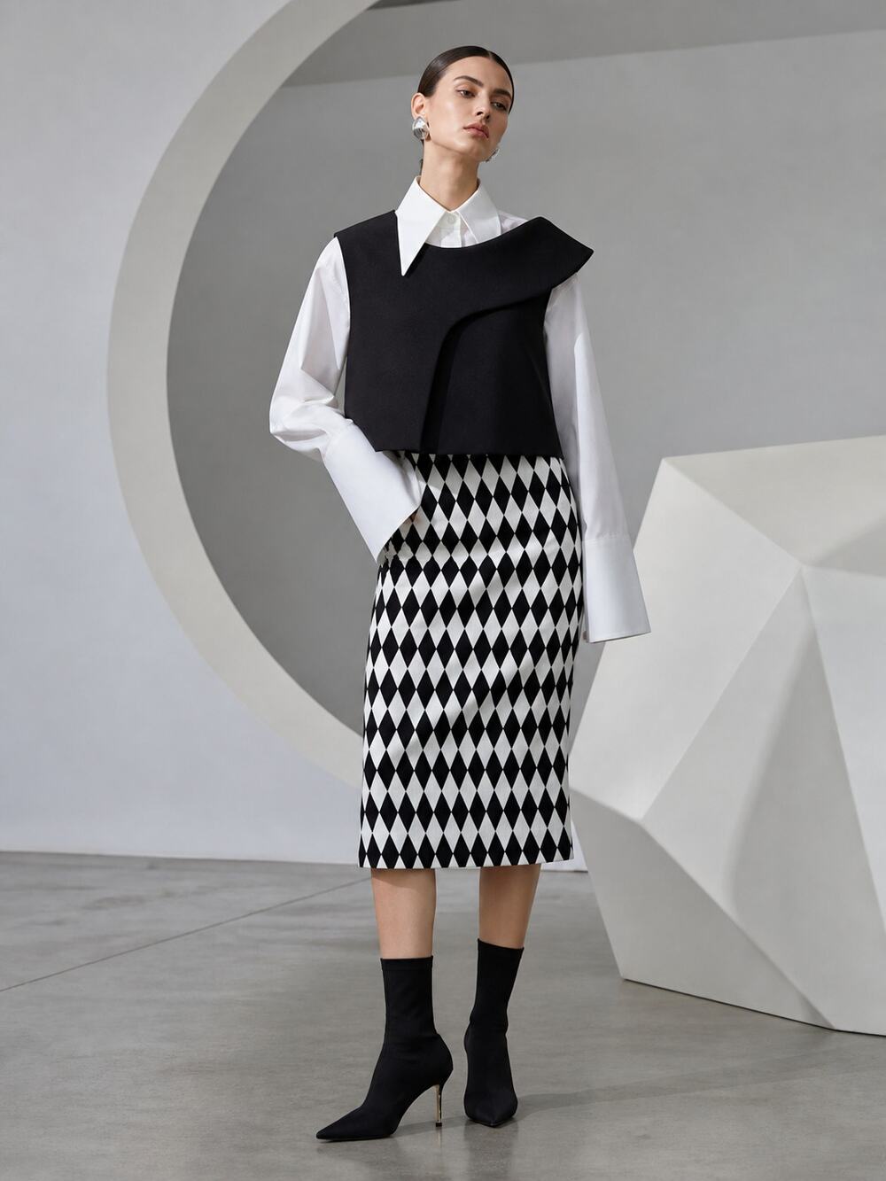 Asos Pencil Skirt Harlequin Pattern Black and White Size 6